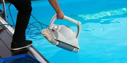 ROBOTS DE PISCINE